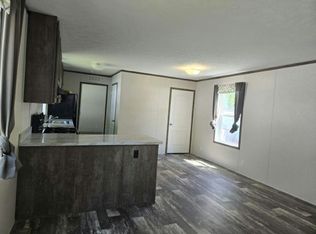 499 Blackbird Ln #499, Madison, WI 53704