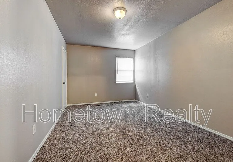 312 NW 118th St — Photo 28