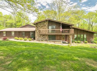 708 De Vaca Ln, Weldon Spring, MO 63304