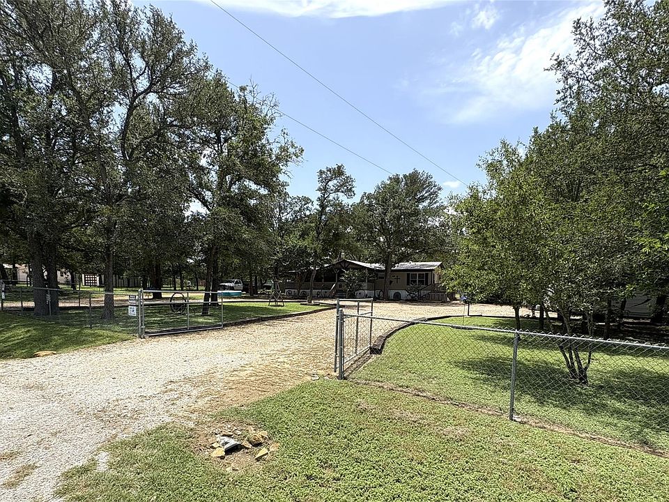 1st image of 153 Carissa Ln