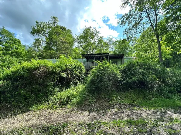 14568 Mount Perry Rd, Mount Perry, OH 43760