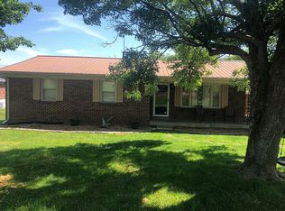 420 Wheeler Ave, Tompkinsville, KY 42167