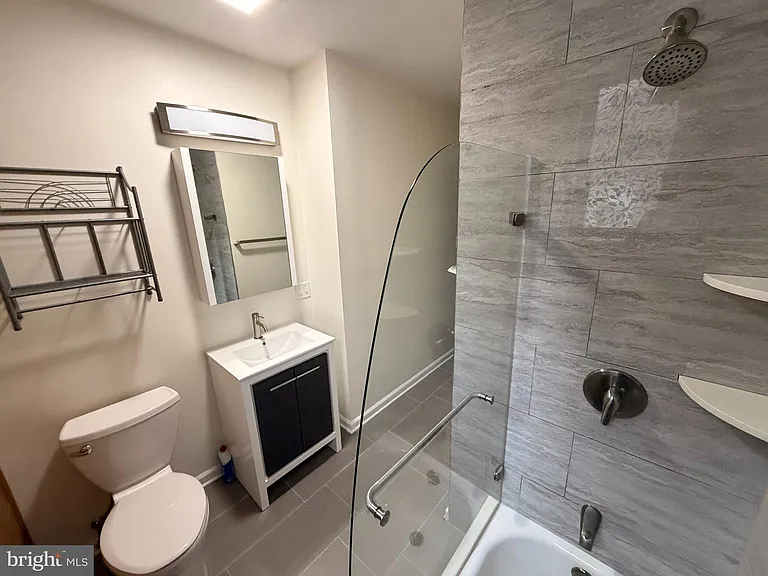 2048 S 21st St #2 — Photo 10