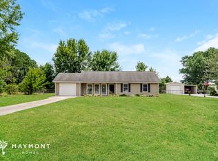 26180 Children Ln, Athens, AL 35613
