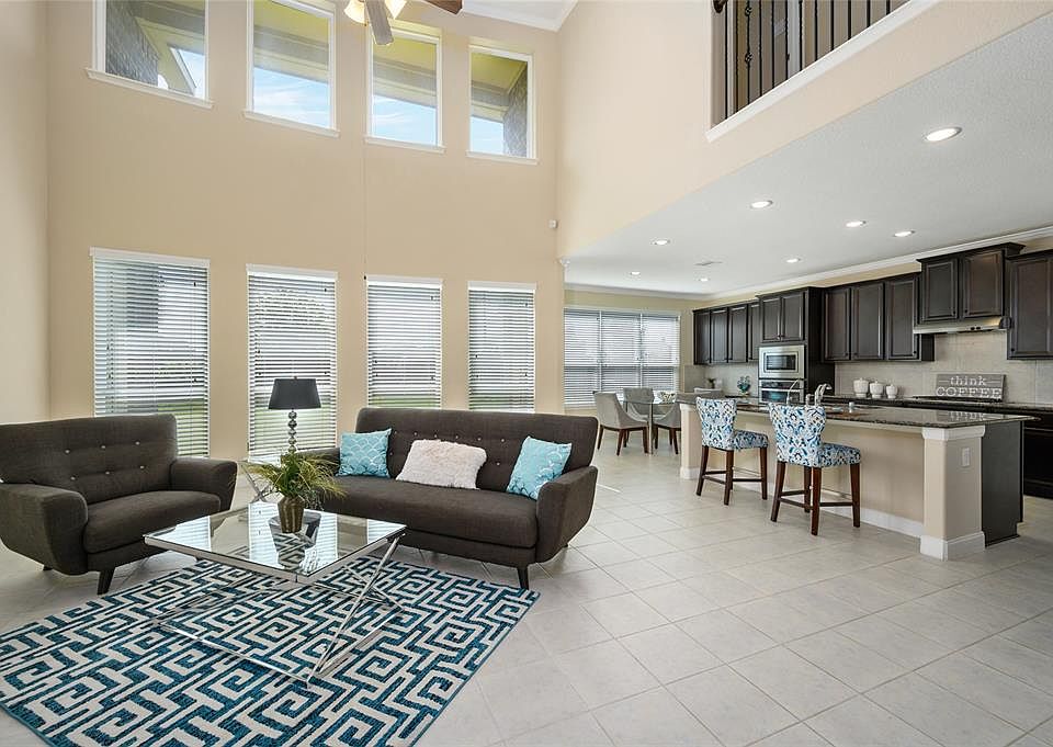 1st image of 25711 Oakwood Knoll Dr