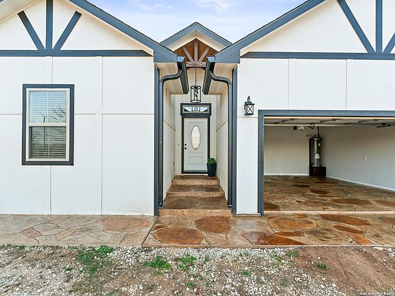 2nd image of 16851 Griffin Rd #2