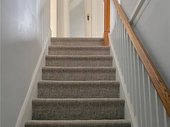 2nd image of 85 Earley St Floor 2