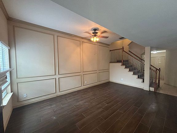 3rd image of 3920 Vista Mar Dr