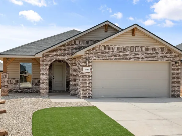2011 Durham Ave, Wolfforth, TX 79382