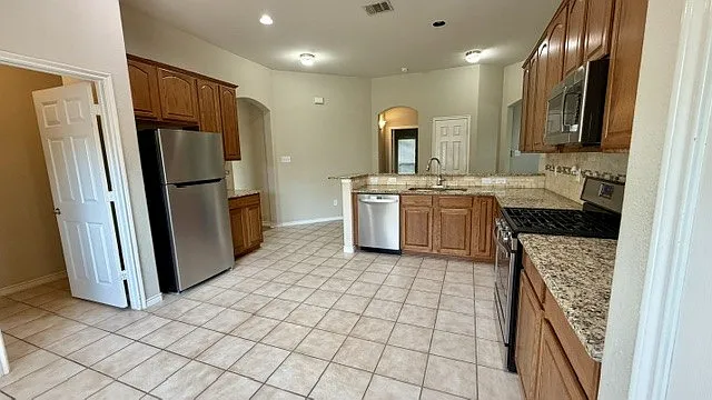 1700 Summerfield Dr — Photo 5