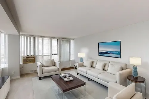 Floor plan lm72b1ab