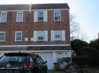 11925 Stevens Rd, Philadelphia, PA 19116