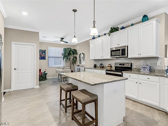 4th image of 3419 Murcia Ct