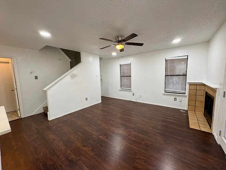 1607 Horizon St — Photo 3