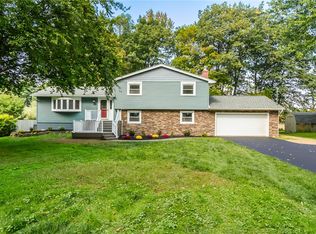 92 Post Ave, Rochester, NY 14612