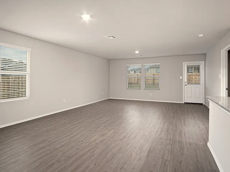5305 Trellised Ln — Photo 6