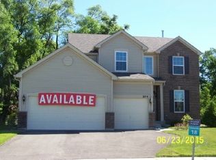 104 Ashton Ln, Crystal Lake, IL 60014