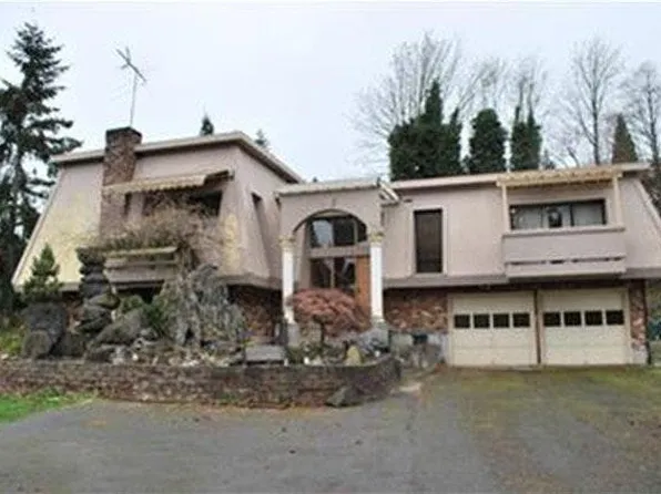 13545 SE Newport Way, Bellevue, WA 98006