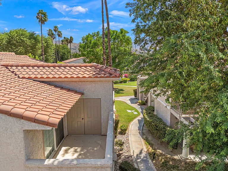 505 S Farrell Dr #D20 — Photo 26