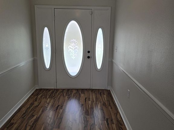 4th image of 1265 Hollow Hills Dr