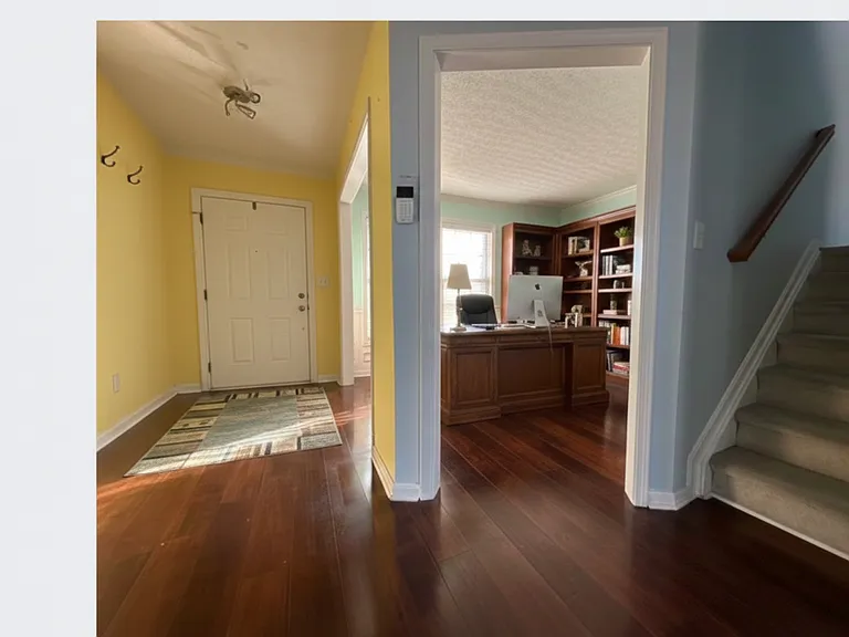 4204 Brownsboro Glen Rd — Photo 6