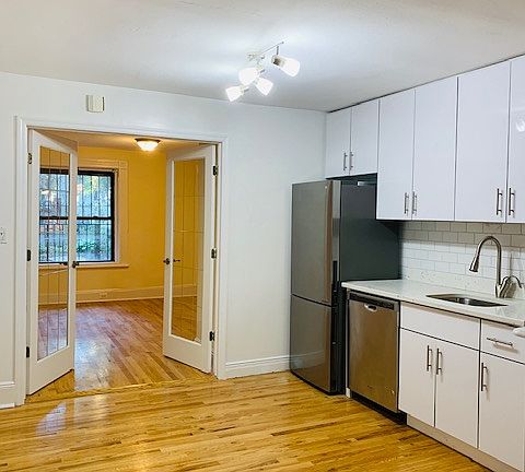 5th image of 463 5th St #1