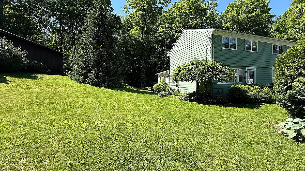 46 Topstone Dr — Photo 4