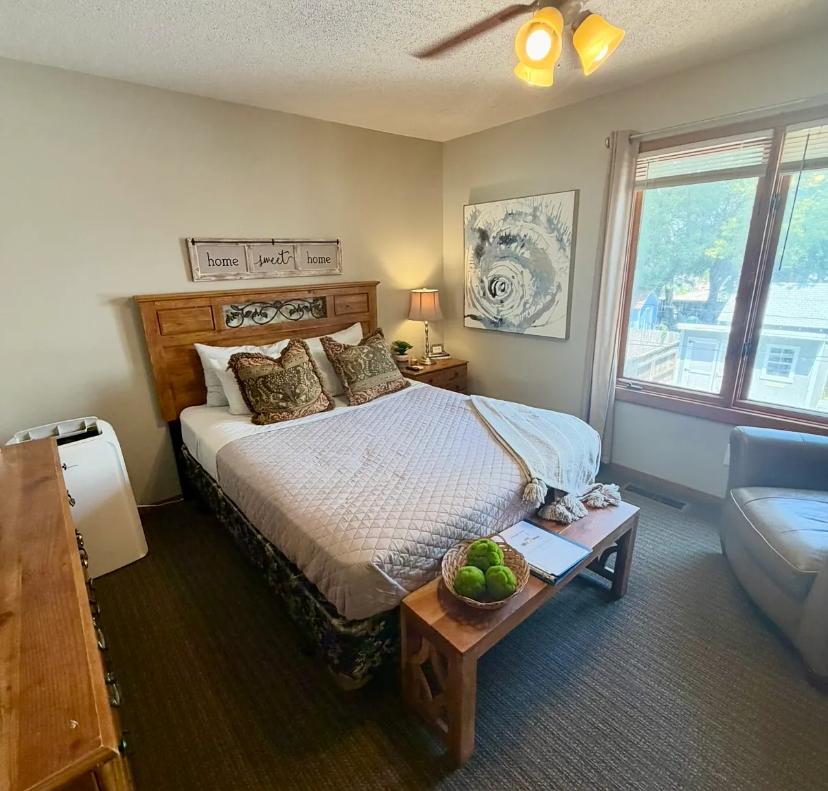 1 bed, 400 sqft, $900 — Photo 3