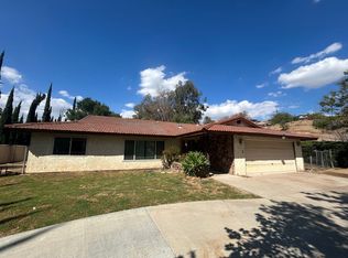 3015 Shadid Dr, Colton, CA 92324