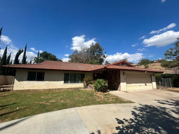 3015 Shadid Dr, Colton, CA 92324