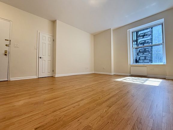 2nd image of 46 W 73rd St APT 2E