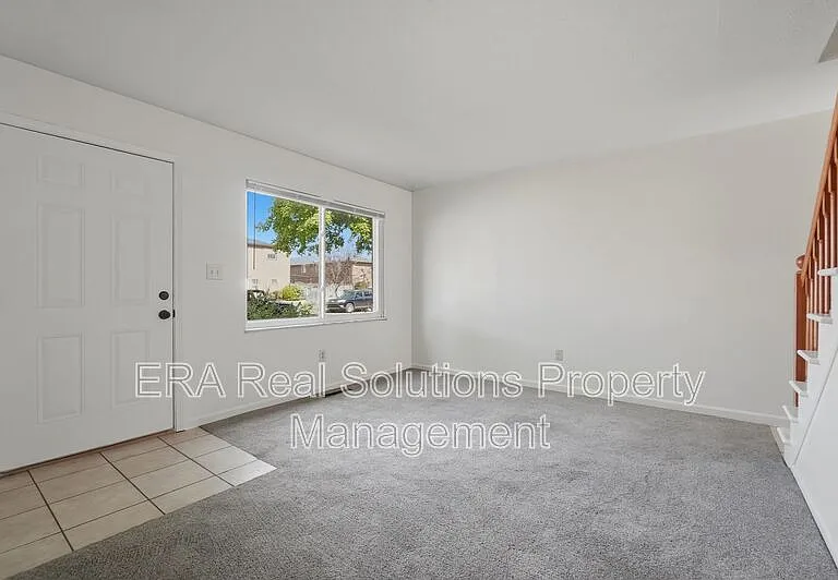 1136 McCarley Dr E — Photo 13