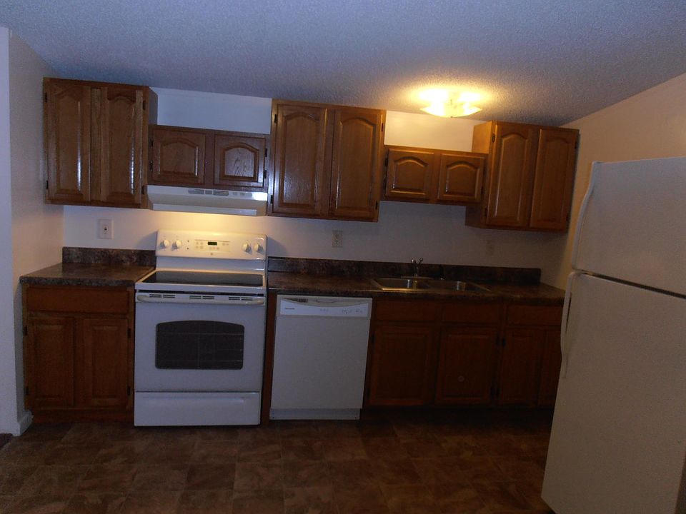 1st image of 2744 Ann Dr