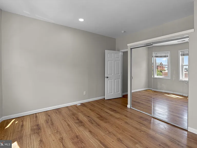 1305 Light St #2 — Photo 27