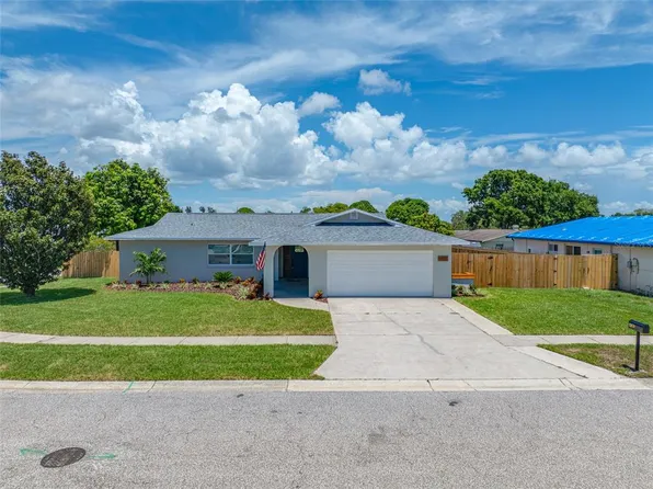12879 112th St, Largo, FL 33778