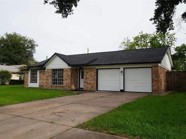 1023 Twinbrooke Dr, Houston, TX 77088