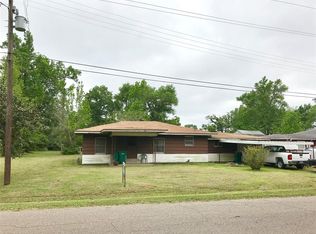 107 Silverdale Dr, Conroe, TX 77301