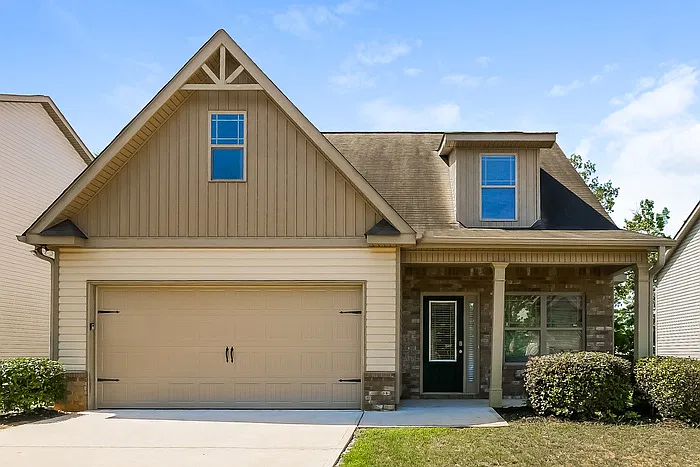4 bed, 3.0 bath, 1896 sqft, $1,995 — Photo 1