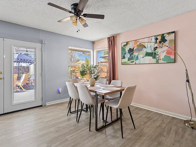 2445 Claremont Dr — Photo 45