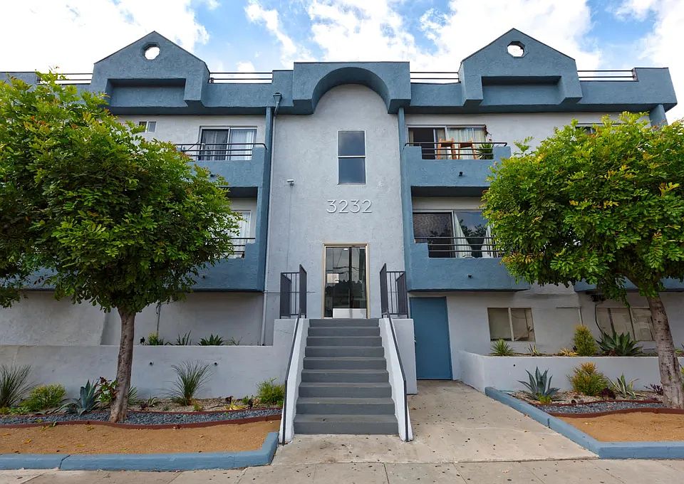 1st image of 3232 W Avenue 32 #6