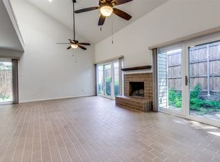 7450 Holly Hill Dr APT 115, Dallas, TX 75231