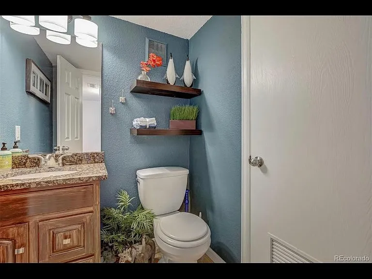 12663 Elm St — Photo 4