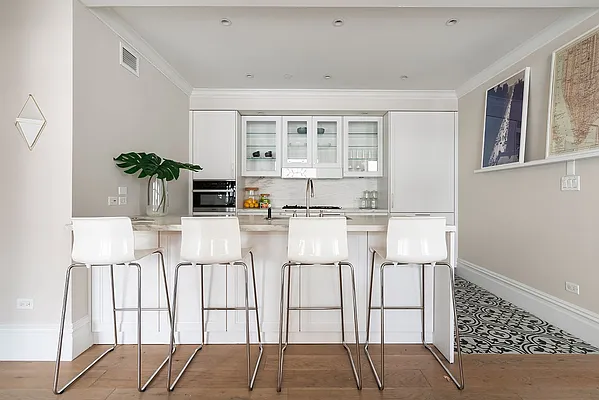 Sold by Thomas Melone, LREB | media 15