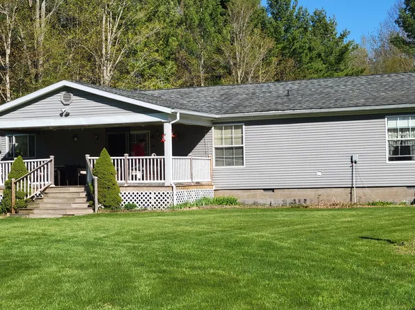 862 S Ellsworth Rd, Petoskey, MI 49770