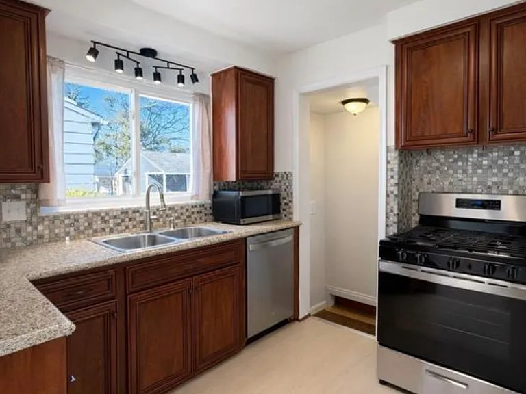 2034 Mortenson Blvd — Photo 34