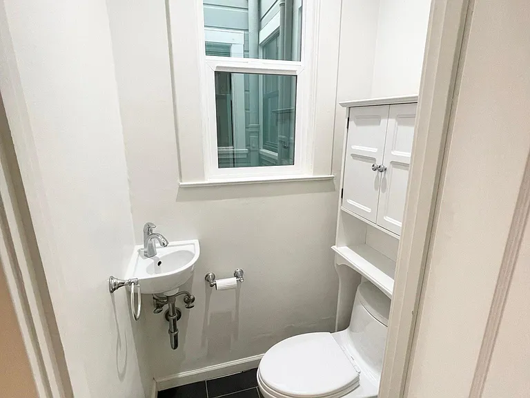 663 15th Ave — Photo 8
