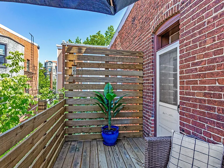 2510 Cliffbourne Pl NW #202 — Photo 18
