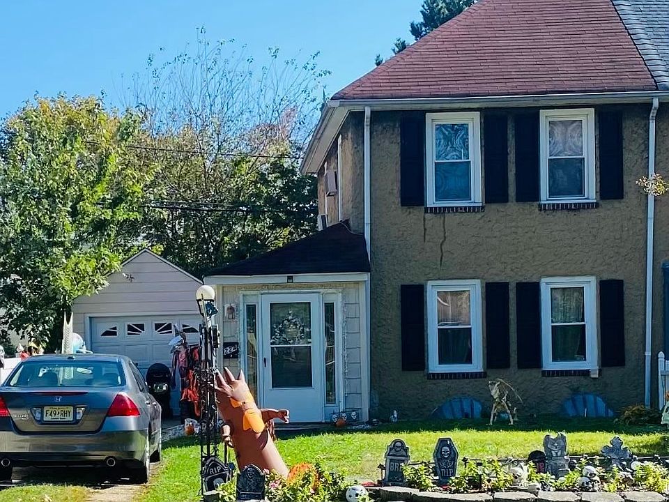 1st image of 224 N Hannevig Ave