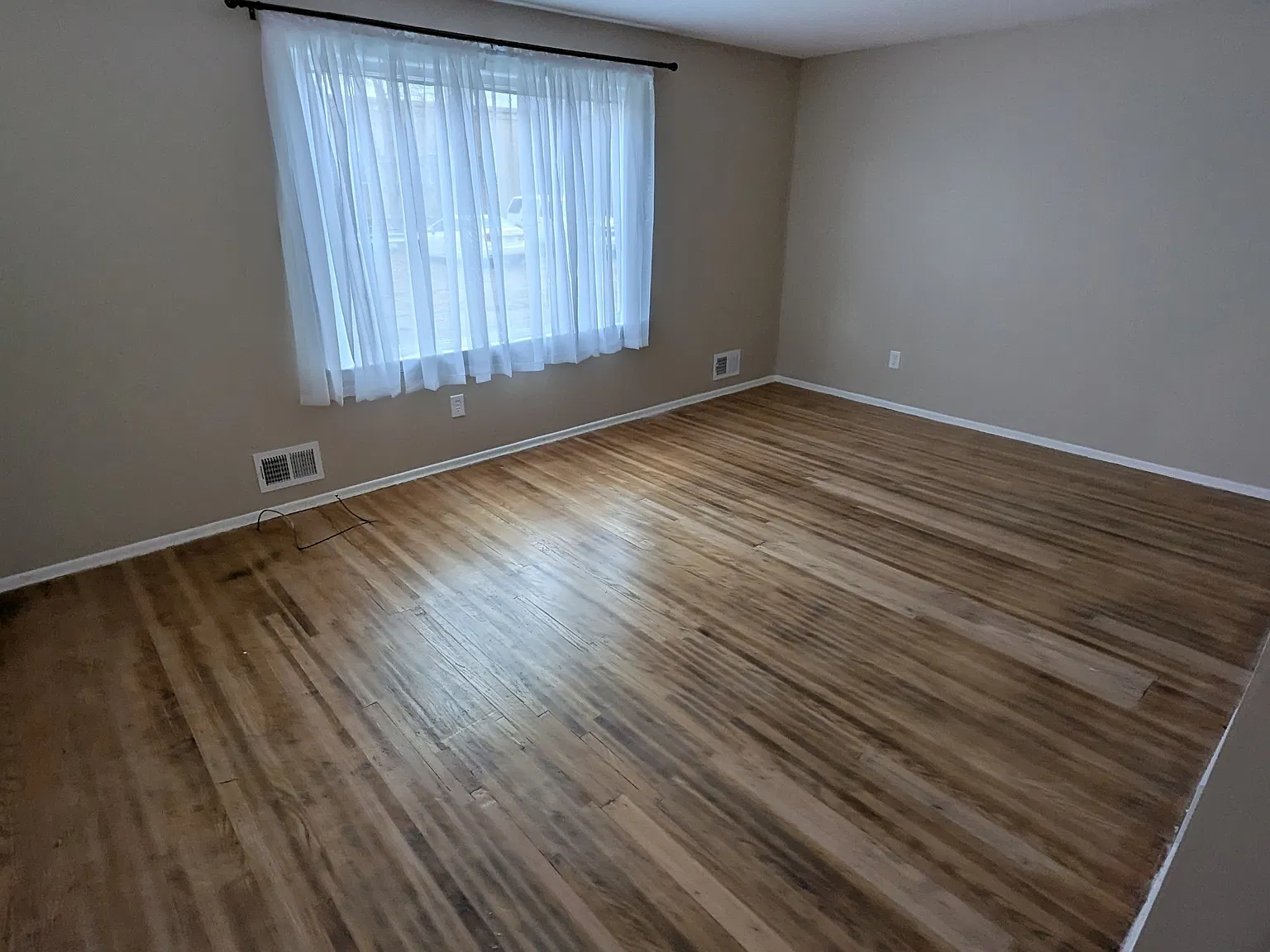 534-582 Denise Rd — Photo 4