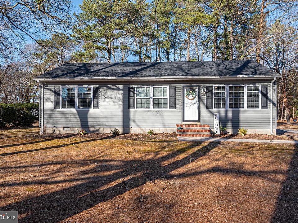 1st image of 423 Dorsey Ln